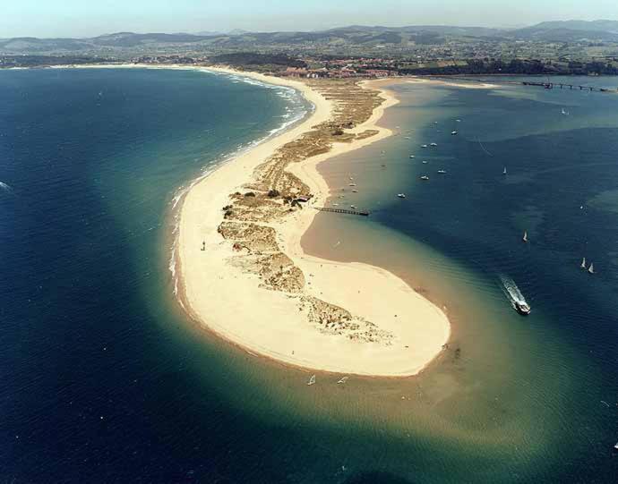 Hotel Estrella Del Alemar ลอเรโด ภายนอก รูปภาพ
