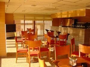 Hotel Estrella Del Alemar ลอเรโด ภายนอก รูปภาพ